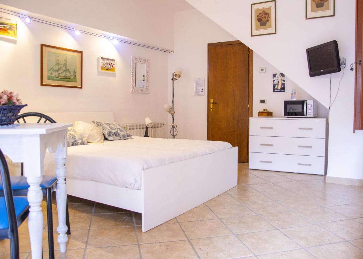 Appartamenti La Casina ポルト・アッズッロ エクステリア 写真