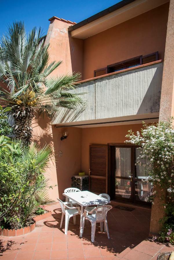 Appartamenti La Casina ポルト・アッズッロ エクステリア 写真
